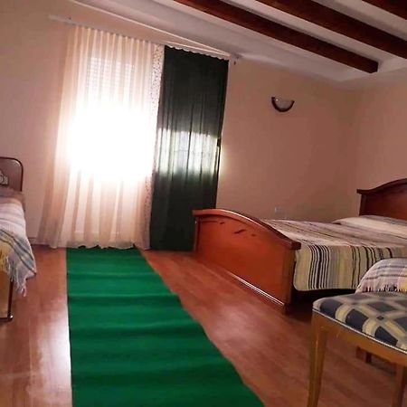 Vila Verd Korce Ξενοδοχείο Εξωτερικό φωτογραφία